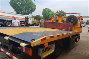 丽水附近拖车电话号码服务