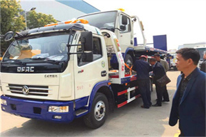 丽水汽车道路救援拖车价格
